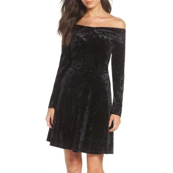 Chelsea28 Dresses & Skirts - Chelsea28 Off-the-Shoulder Cocktail Dress 